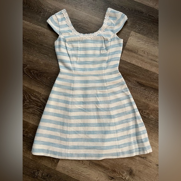 Lilly Pulitzer Rylan Dress Blue and White Stripes - Picture 2 of 11